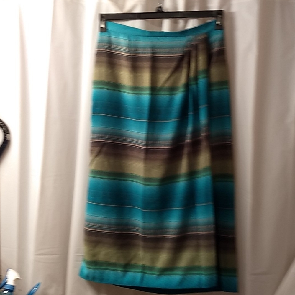 A Printed Polyester Long Skirt